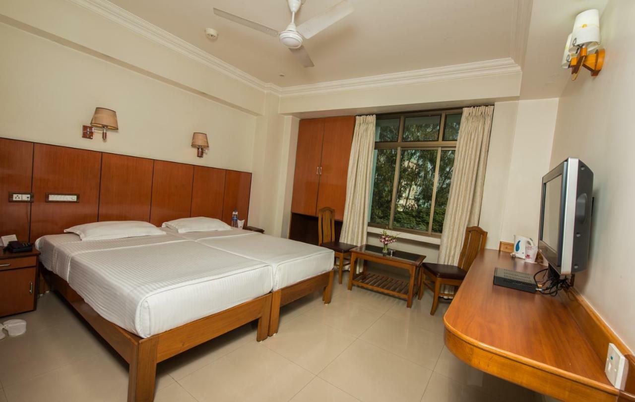 The Classic Hotel Imphal Exterior photo